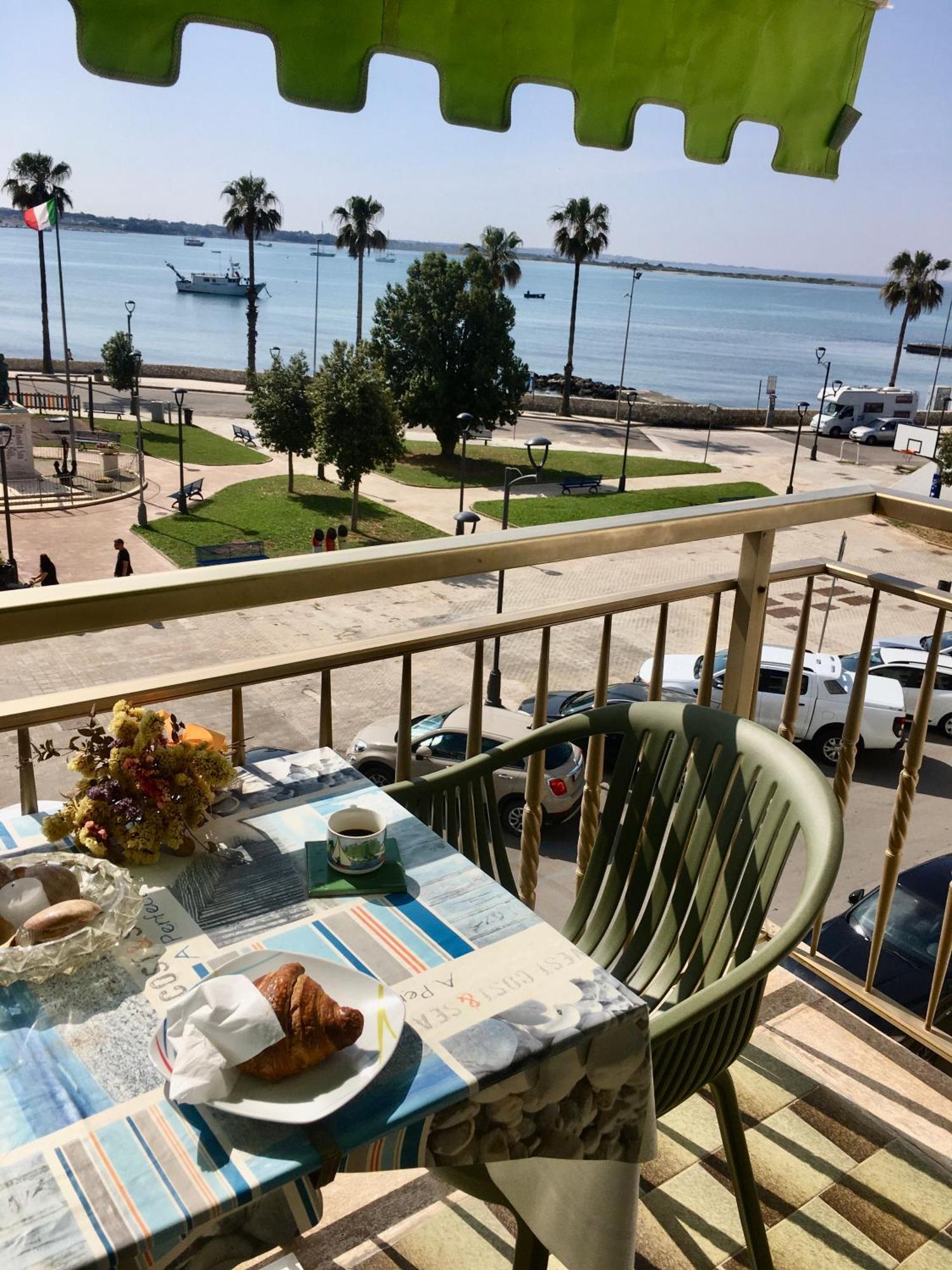 Delia Apartment Porto Cesareo Ngoại thất bức ảnh