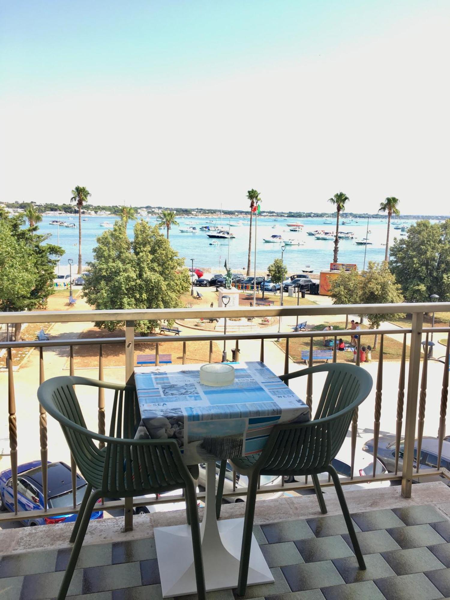 Delia Apartment Porto Cesareo Ngoại thất bức ảnh